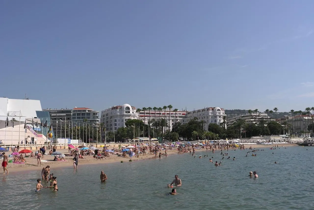 Cannes - Croisette - Palais Des Festivals 0*,